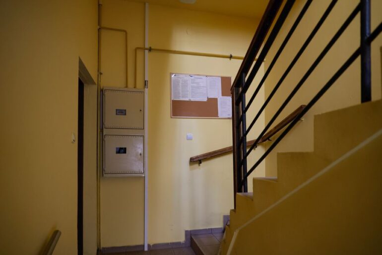 Zaległości czynszowe Katowicach przekroczyły już ponad 282 tys. zł. Tak wynika z danych KZGM. Miasto Katowice oferuje mieszkańcom możliwość odpracowania zadłużenia z tytułu czynszu za mieszkania komunalne.
