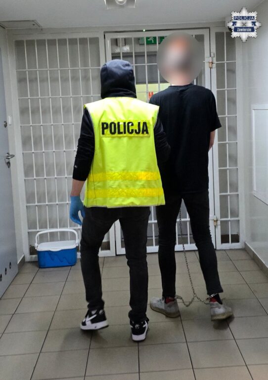 Kradł w Zawierciu, wpadł w Rudzie Śląskiej. Sklepowy złodziej posiedzi. Fot. KPP Zawiercie