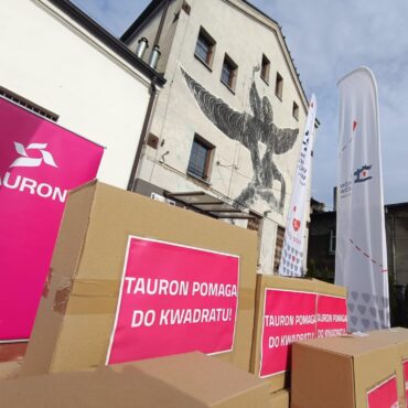 Góra paczek! „Pomagamy do kwadratu”, czyli TAURON wspiera Dom Aniołów Stróżów