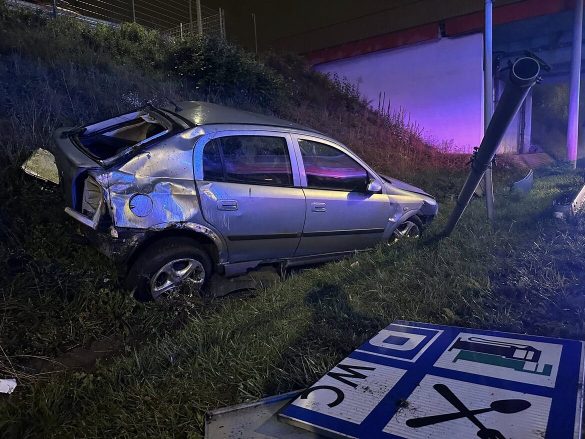 15.10.2025 Wypadek na Drogowej Trasie Średnicowej (DTŚ) w Rudzie Śląskiej. Fot. KM PSP Ruda Śląska