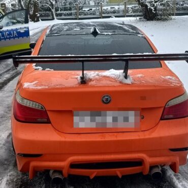 Zatrzymanie BMW w Jaworznie. Policjanci nie spodziewali się takiego rozwoju zdarzeń! Fot. KMP Jaworzno