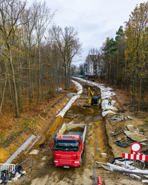 Rybnik: Rozbudowa ul. Grota-Roweckiego. Prace zostały podzielone na dwa etapy. Fot A.Nosiadek/UM Rybnik