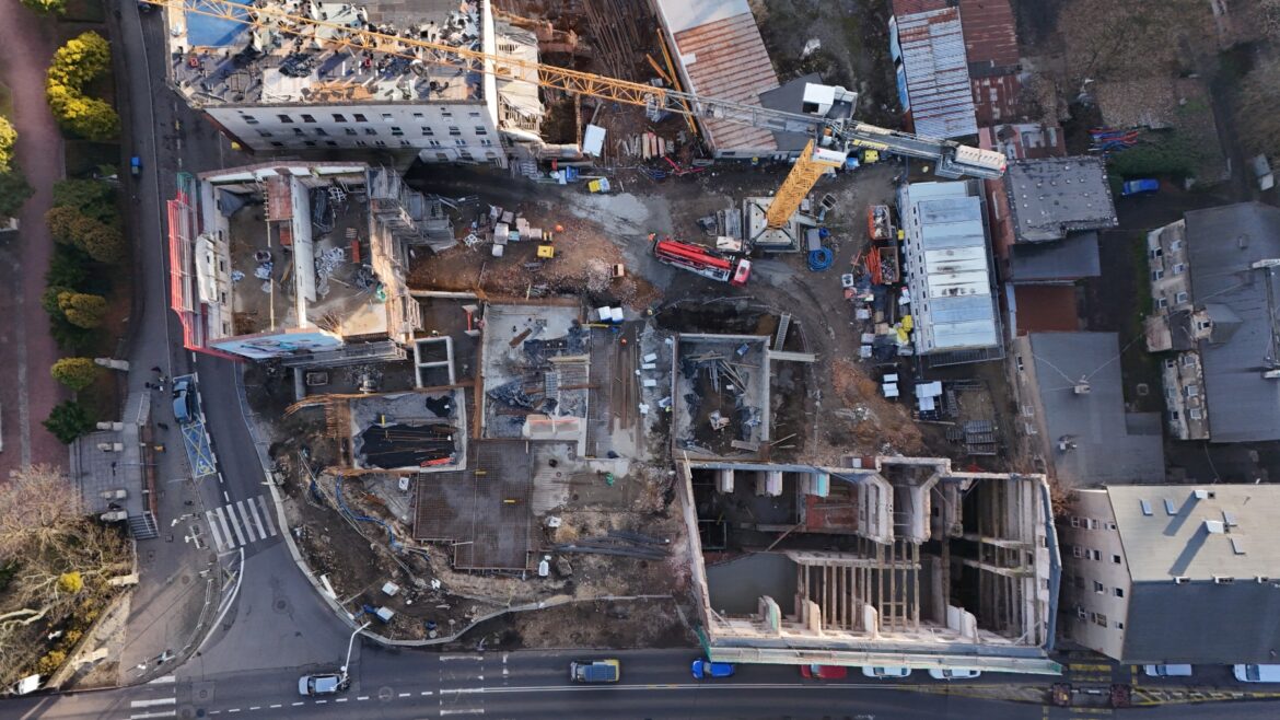 Trwa budowa Centrum Himalaizmu im. Jerzego Kukuczki Fot. KAW.jpg