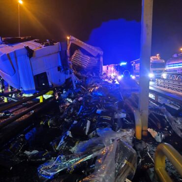 Ogromne korki na A1 i A4! Wypadki ciężarówek, zablokowane pasy na Katowice (fot. KMP Gliwice)