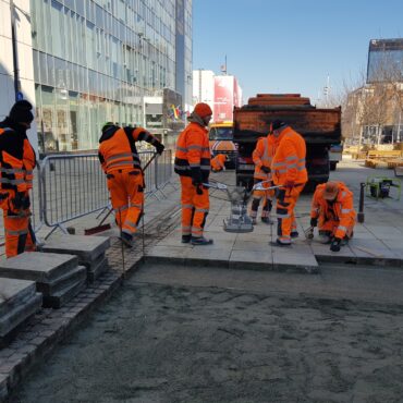 Miejski Zarząd Ulic i Mostów w Katowicach rozpoczyna naprawy cząstkowe Fot. KAW
