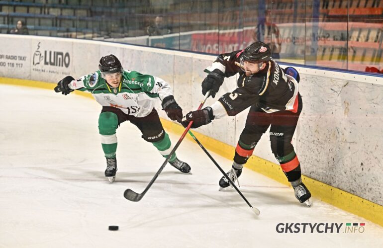 Rozpoczyna się decydująca część sezonu w TAURON Hokej Lidze, czyli faza play-off. W weekend 28 lutego i 1 marca startują ćwierćfinały. Rywalizacja będzie się toczyć do czterech zwycięstw. Emocji nie zabraknie, ponieważ już na tym etapie kibice zobaczą starcia mistrza sezonu zasadniczego z Cracovią, ofensywny pojedynek w Sosnowcu oraz hit Tychy – Jastrzębie.