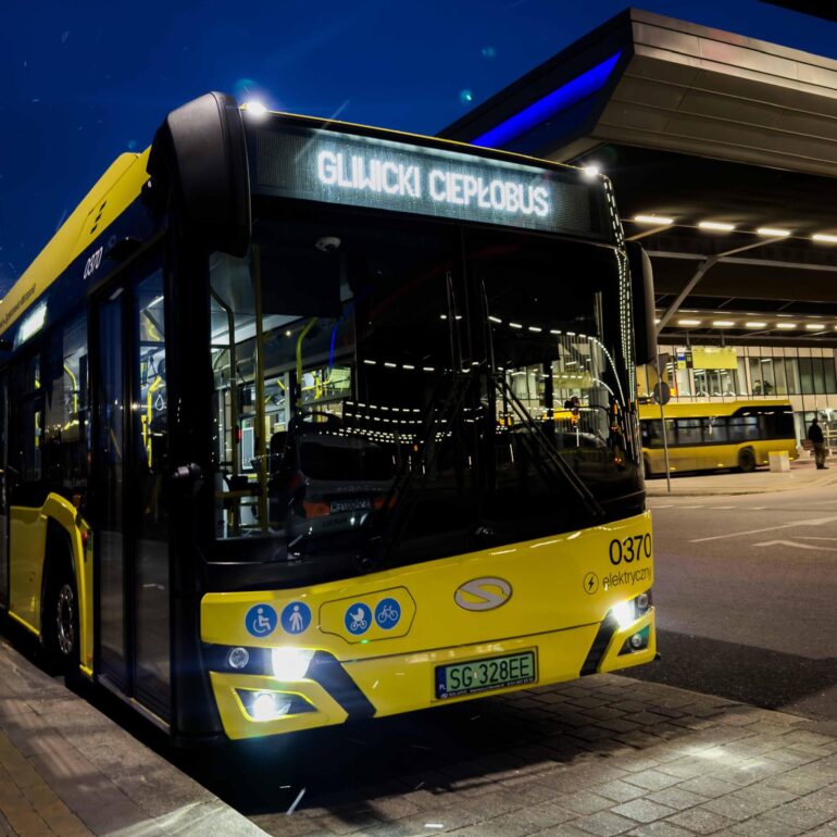 Ciepłobus w Gliwicach i Ciepłobus w Bytomiu panaceum na mrozy. Fot. UM Gliwice