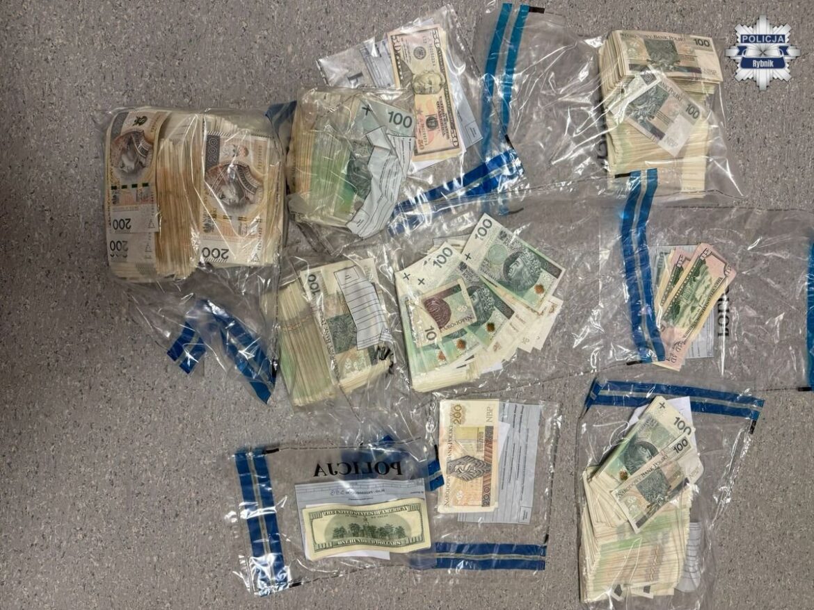 Rybnik: Działali "na wypadek" i "na policjanta". Grupa oszustów rozbita. Fot, KMP Rybnik