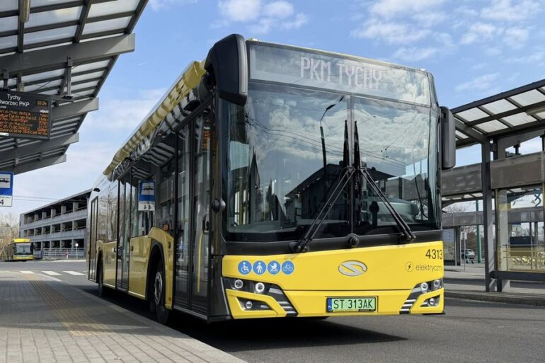 To kolejny krok w stronę nowoczesnego, cichego i zeroemisyjnego transportu w mieście! Elektryczne autobusy w Tychach wyjechały na ulice.