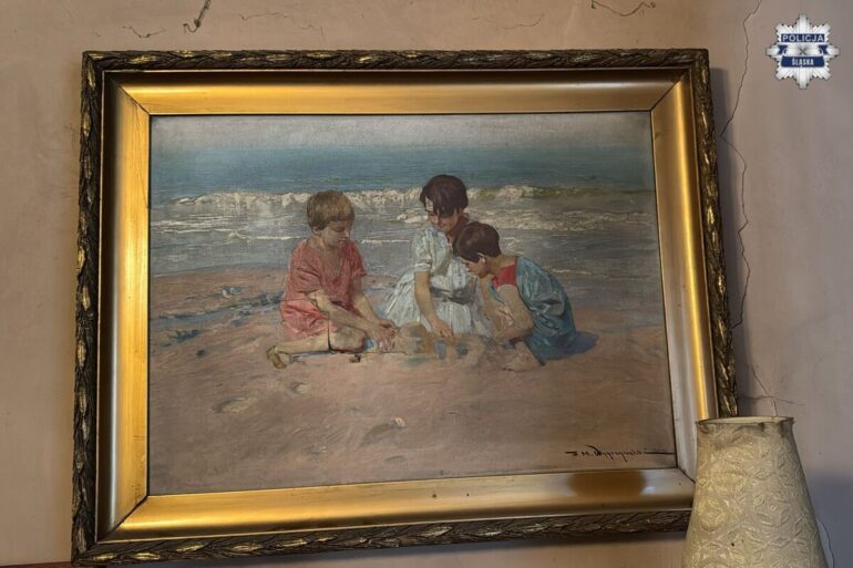 Zaginiony w 1944 roku obraz "Dzieci nad wodą" Michała Wygrzywalewskiego odnaleziony w Katowicach (fot, KWP Katowice)