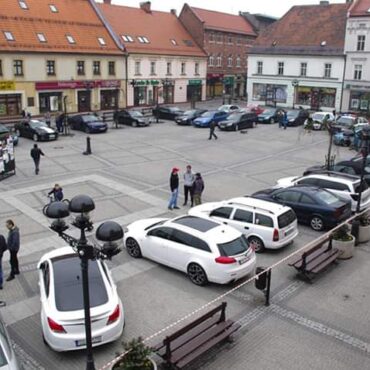 Zlot Fordów w Mikołowie odbędzie się 11 kwietnia na rynku. W programie konkursy, pokazy służb, dmuchańce, zabawy dla dzieci i bezpłatny wstęp.