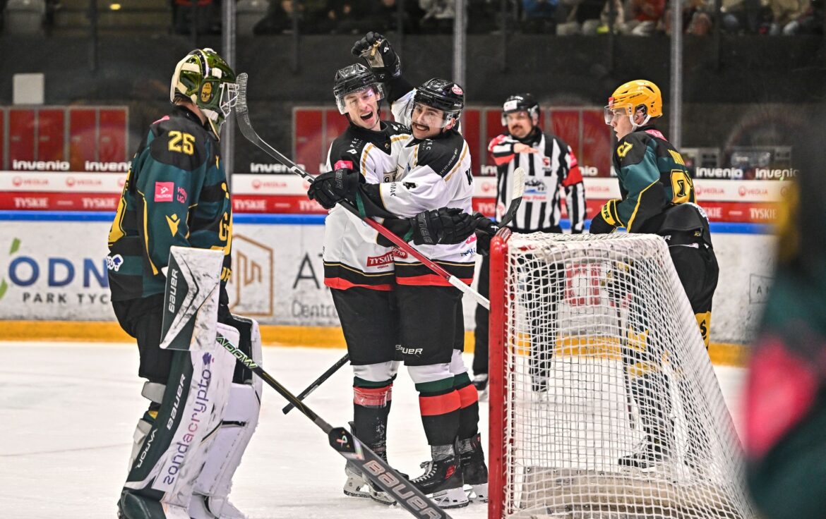 Dziś wieczorem, na własnym lodowisku, kibice i hokeiści Trójkolorowych mogli świętować sukces.  GKS Tychy zdobył mistrzowski tytuł!  Tyszanie zakończyli sezon Tauron Hokej Ligi na pierwszym miejscu.