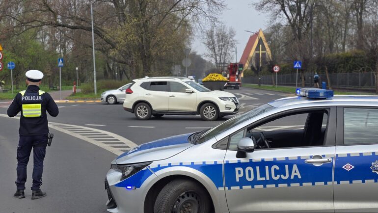 Poranny pożar w Siemianowicach Śląskich w czwartek, 16 kwietnia - sparaliżował ruch w części miasta. Fot. Policja Siemianowice Śląskie