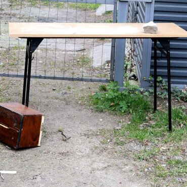 Bytom: ukradł skarbonę z kościoła razem ze stołem. Grozi mu do 10 lat więzienia. Fot. KMP Bytom