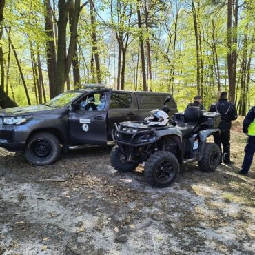 Rybnik: policja i Straż Leśna kontrolują quady i motocykle w lasach. Fot. KMP Rybnik