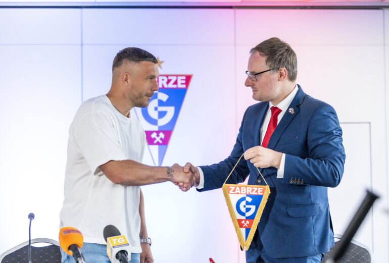 Górnik Zabrze sprzedany. Lukas Podolski przejmuje większościowy pakiet akcji klubu. Fot. UM Zabrze
