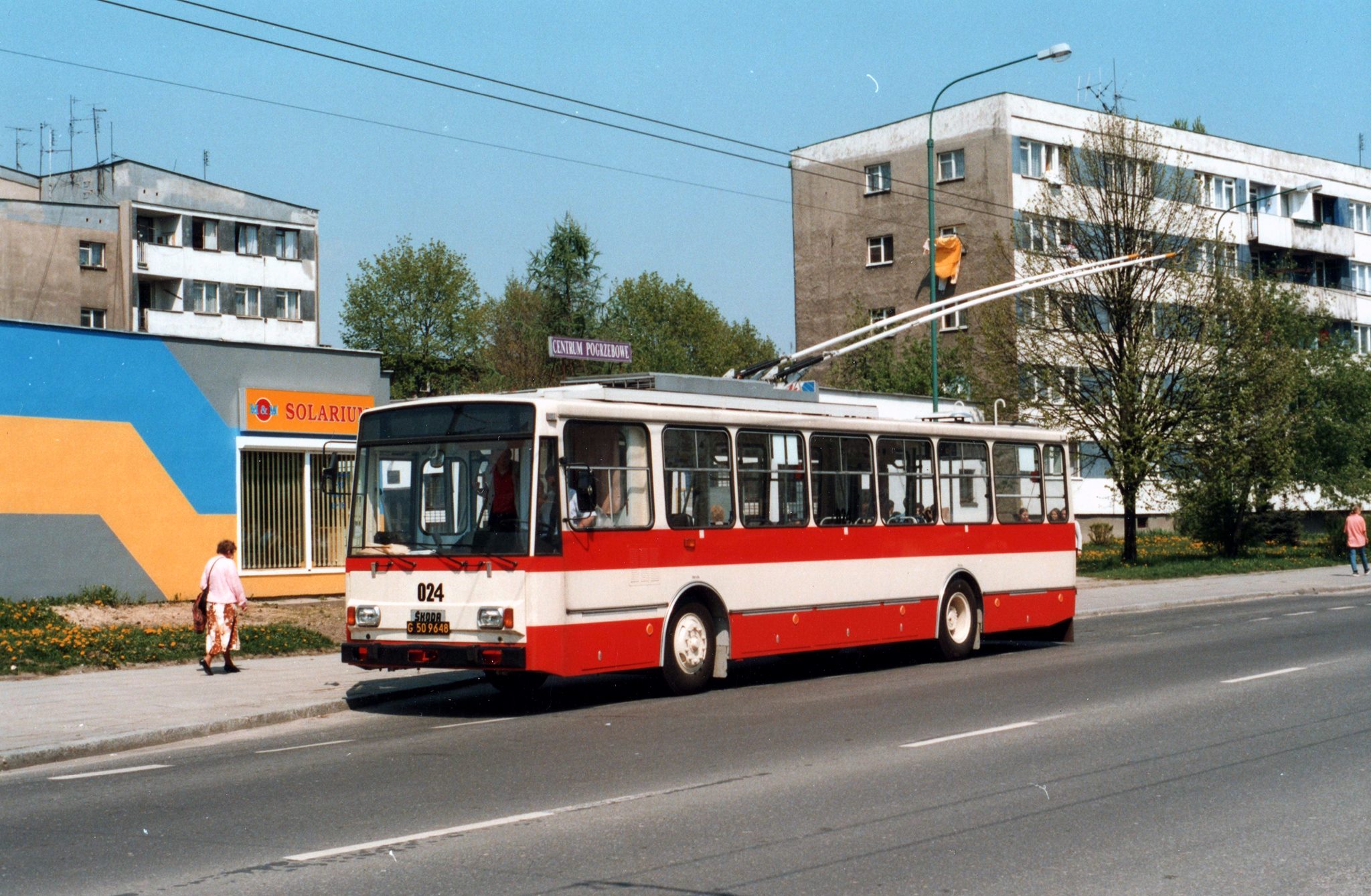 Tło