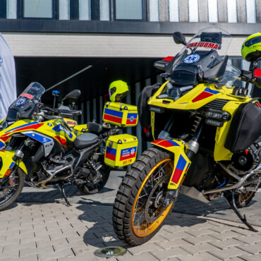 Nowe przepisy formalnie włączają motoambulanse do systemu ratownictwa. Fot. ŚUW
