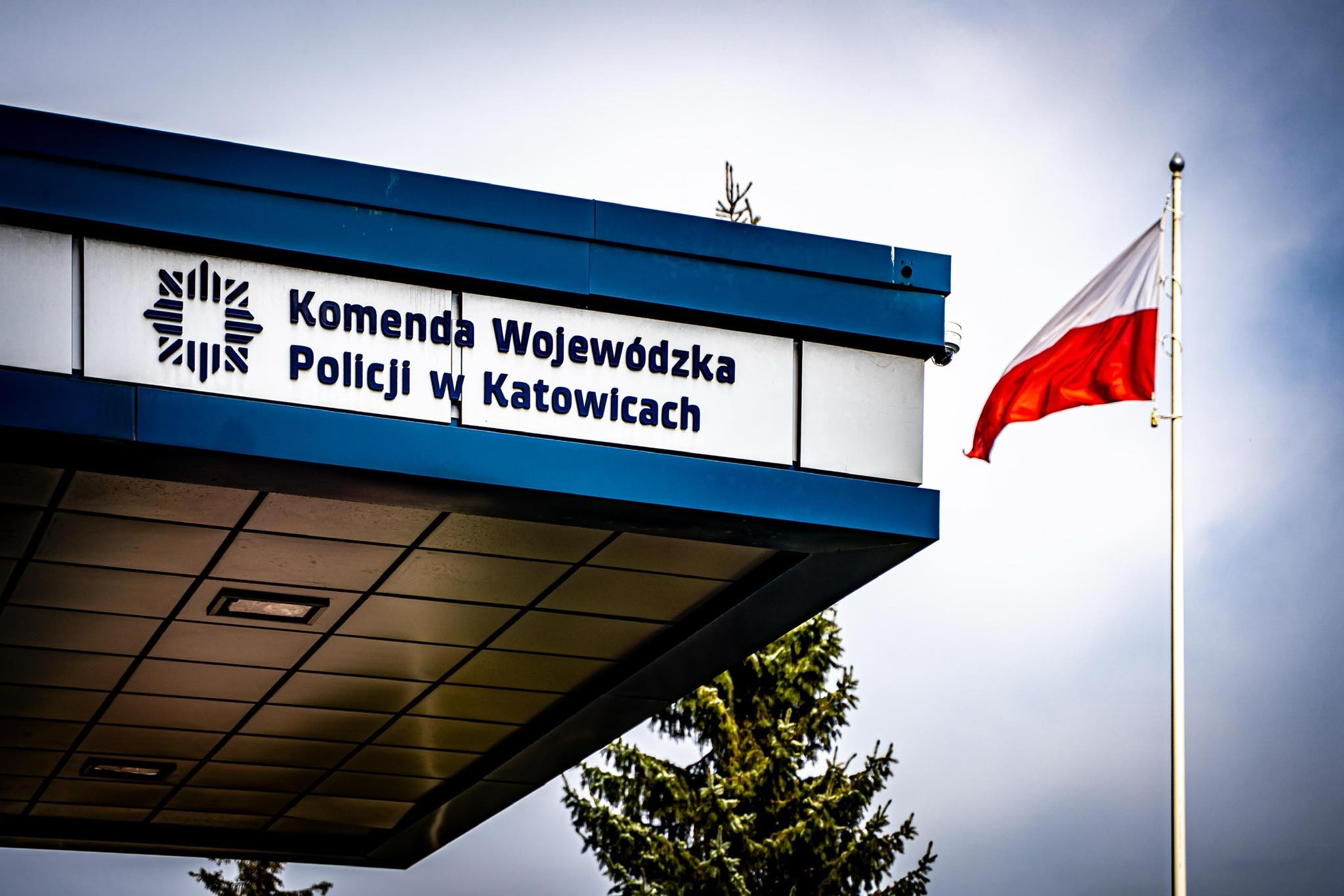 Tło