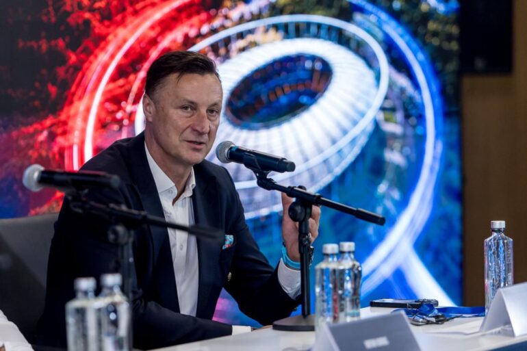 (...)gra w tym miejscu pozostaje niezapomnianym przeżyciem – dodał Tomasz Hajto