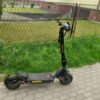 Groźny wypadek nastolatków na hulajnodze. Uderzyli w słupek i trafili do szpitala