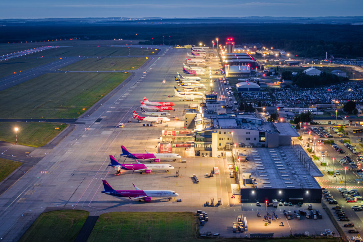 Katowice Airport i kolejny rekord! Śląskie lotnisko ma za sobą najlepsze pierwsze półrocze w historii. Fot. Piotr Adamczyk