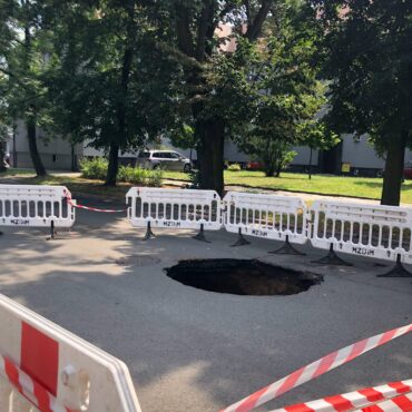 Zapadlisko w Bytomiu. Zamknięto skrzyżowanie Pułaskiego i Chopina. Objazdy dla kierowców. Fot. UM Bytom