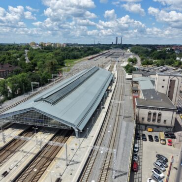 Nieśpieszny w Bytomiu. Zabytkowy pociąg PKP Intercity pojedzie do Krakowa