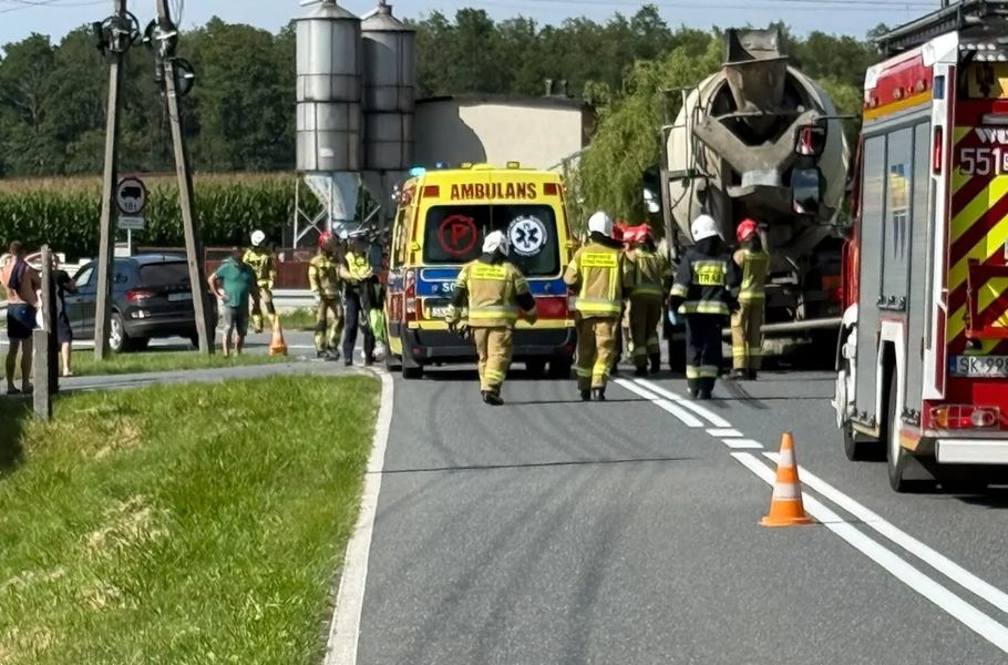 Tło