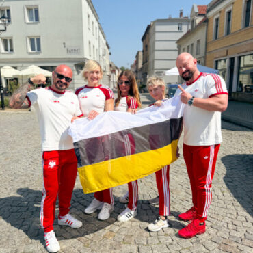 Tarnowskie Góry: reprezentanci Kola Team jadą na Mistrzostwa Europy w wyciskaniu sztangi leżąc. UM Tarnowskie Góry