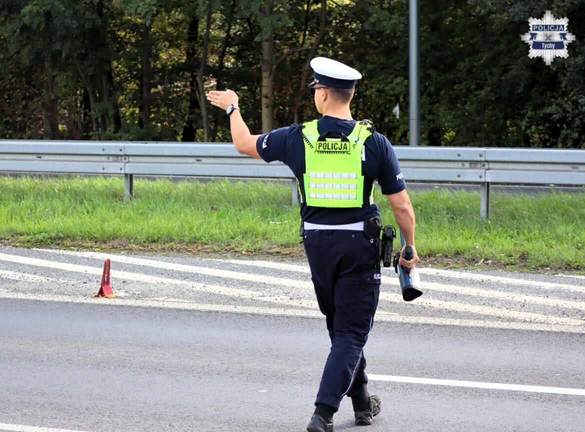 Śląska policja: 3184 przypadki przekroczenia prędkości. 8 kierowców straciło prawa jazdy. Fot. Policja Śląska