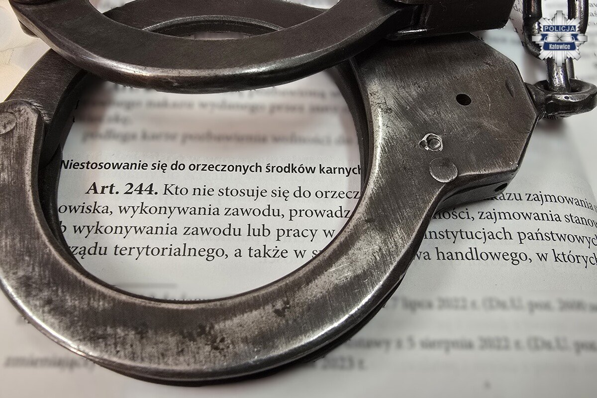 Tło