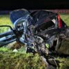 Grzawa: Fiat uderzył w drzewo