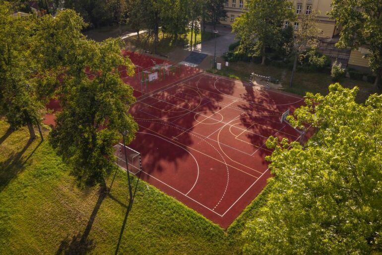 Zakończyła się kolejna inwestycja w ramach budżetu obywatelskiego - boisko w Zabrzu Rokitnicy jest już po rozbudowie. 