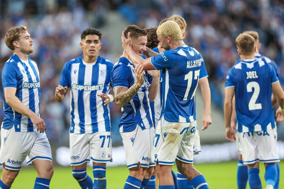 Lech Poznań zdecydowanym numerem jeden do obrony tytułu - Superbet nie ma wątpliwości