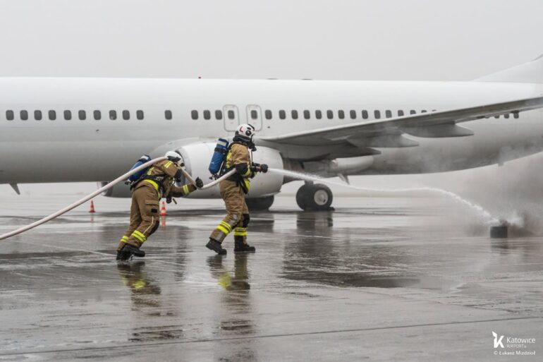 Katowice Airport: ćwiczenia. Fot. Katowice Airport/Łukasz Mizdzioł